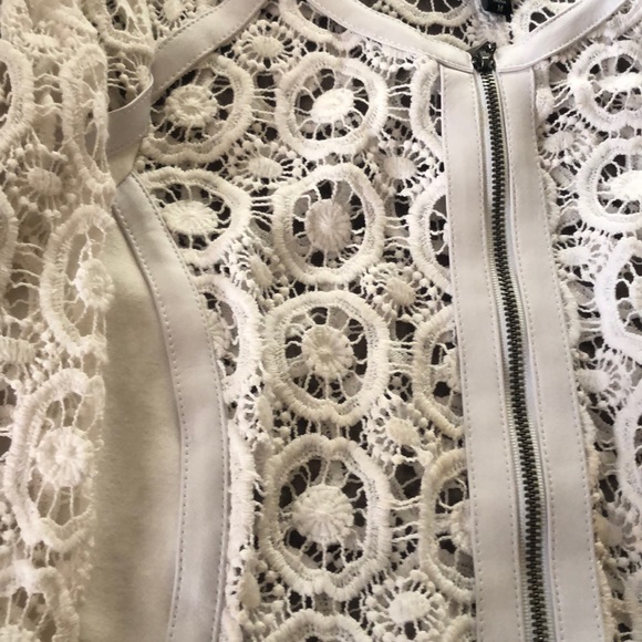 White jacket - Picture 2 of 3